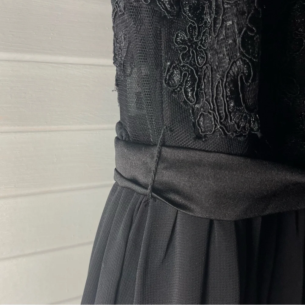 Azazie Elly Gown - Picture 7 of 9